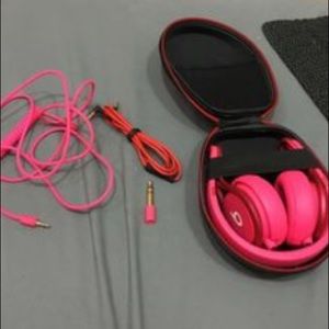 Hot Pink Dre Beat Mixrs